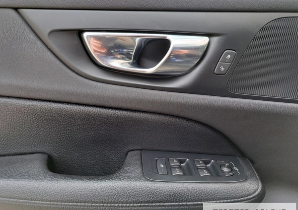 Volvo V60 Cross Country cena 173000 przebieg: 96522, rok produkcji 2021 z Węgorzyno małe 407